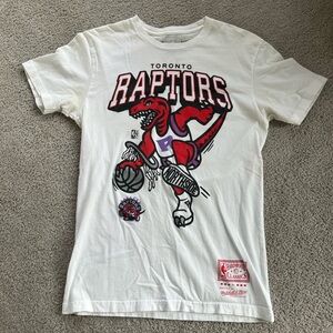 Toronto Raptors/Mitchell & Ness White Graphic Tee